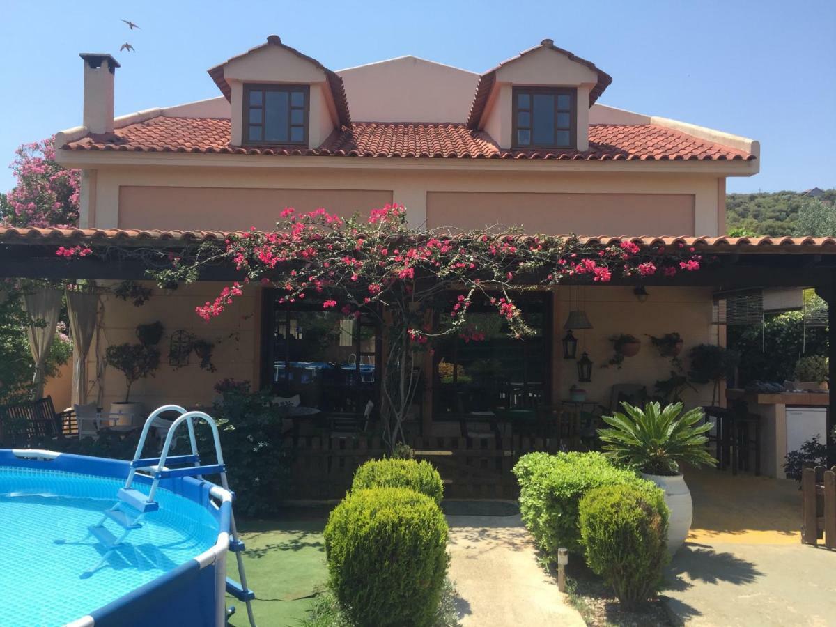 Rafina Great Feeling Villa Exterior photo